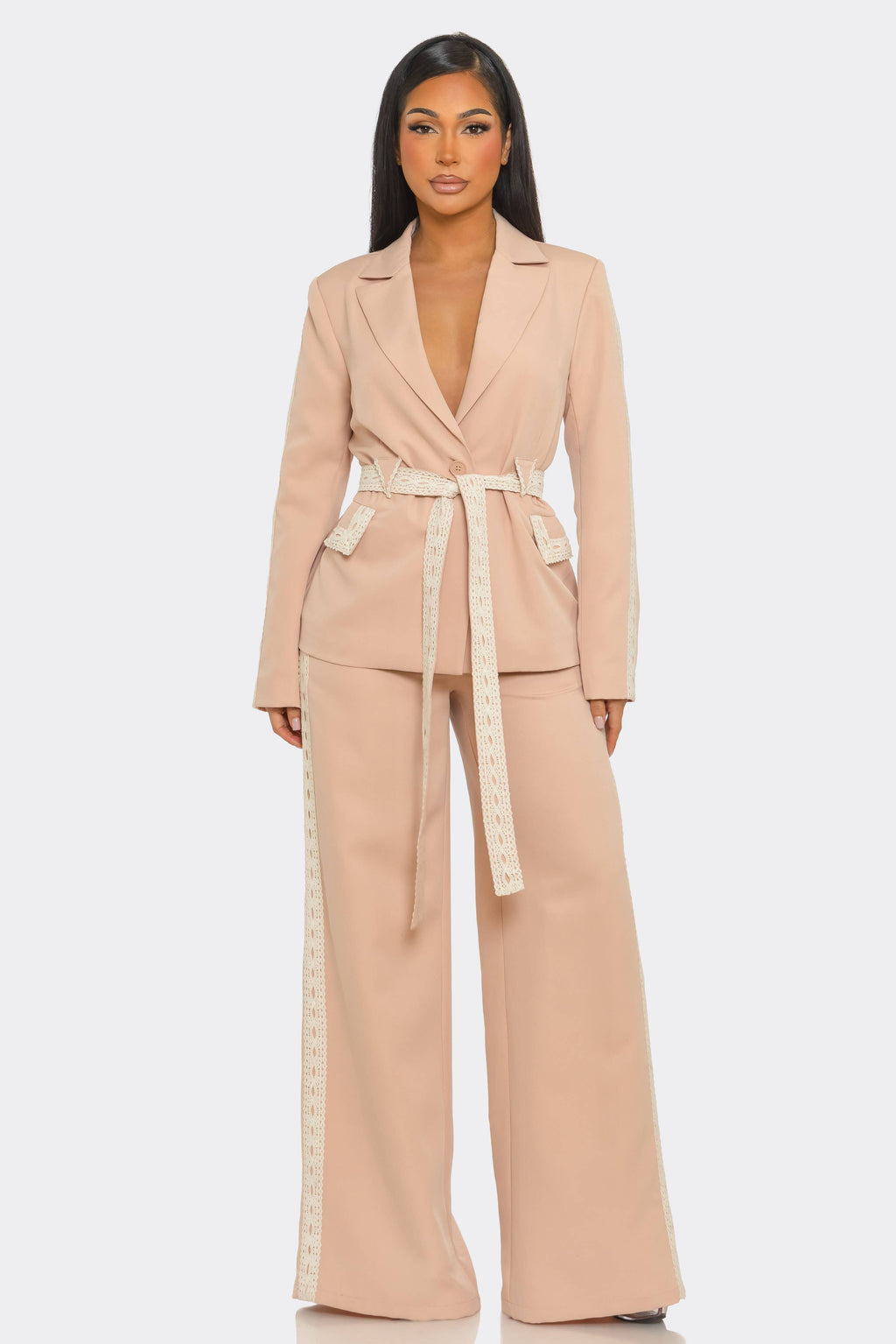 Tailored Belted Blazer Set – Elegant Structured Fit