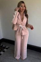 Tailored Belted Blazer Set – Elegant Structured Fit