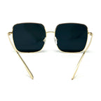 Classic Signature Sunglasses – Timeless Luxe Frame