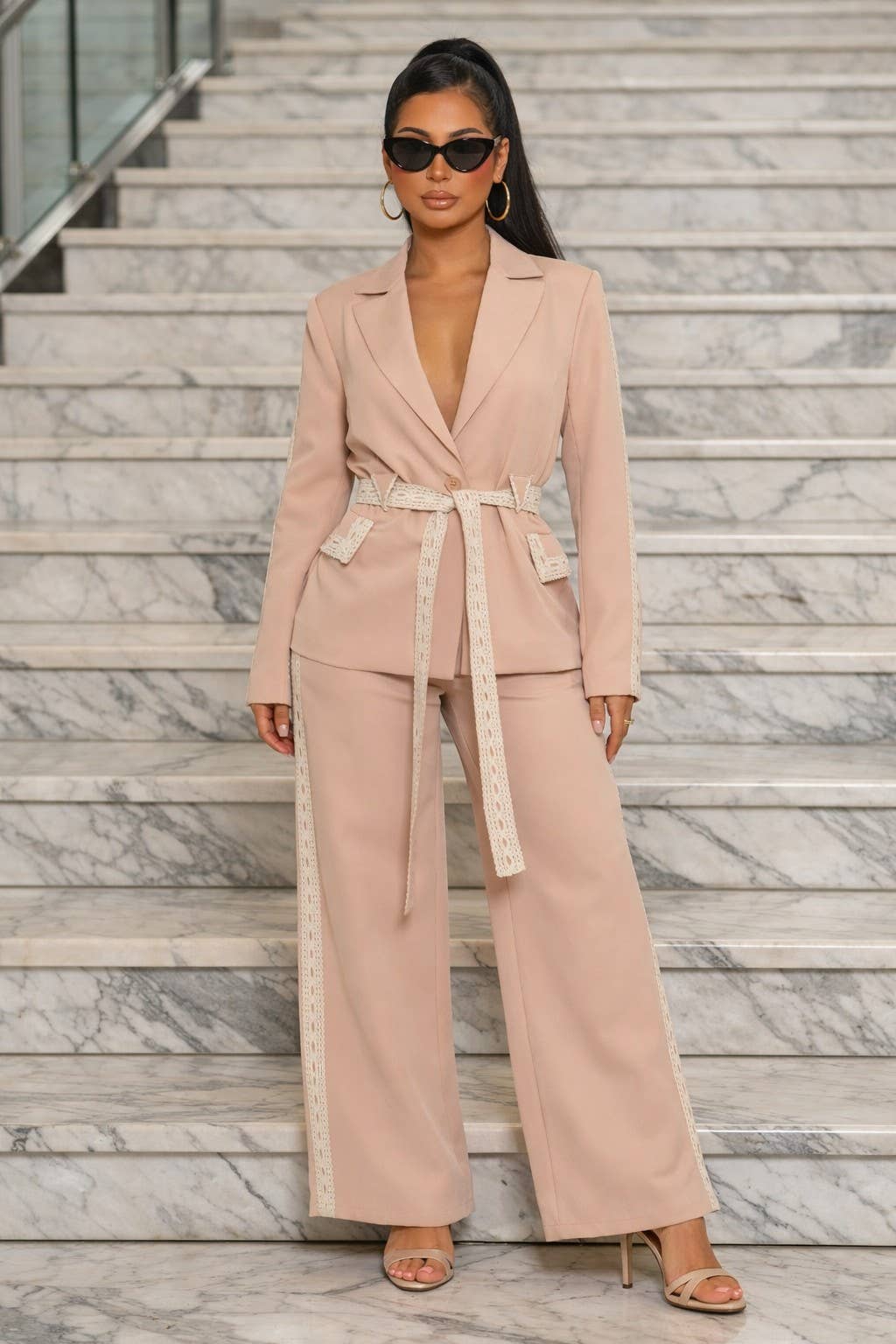 Tailored Belted Blazer Set – Elegant Structured Fit