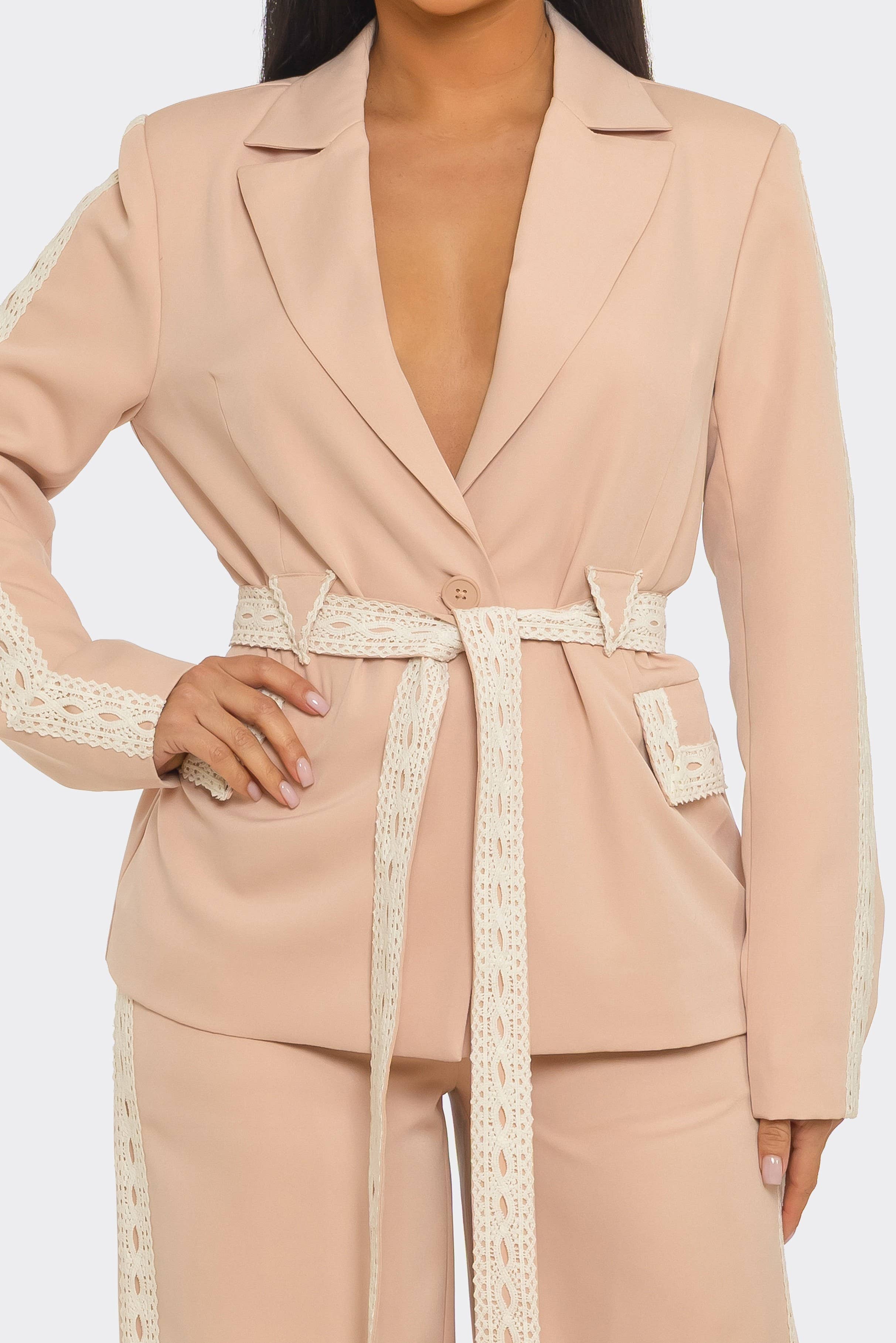 Tailored Belted Blazer Set – Elegant Structured Fit